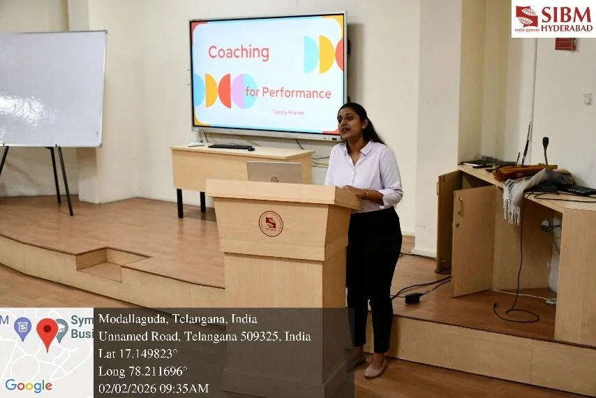 anchor_for_the_event_and_introduction_of_the_guest