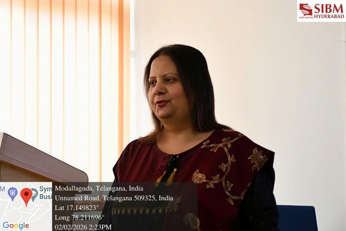 poulami_ghosh_addressing_the_session