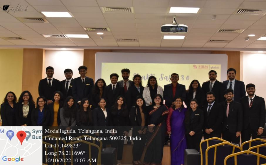 Team Shakti with the speaker MS. Hima Bindu and Dr. Ridhi Rani