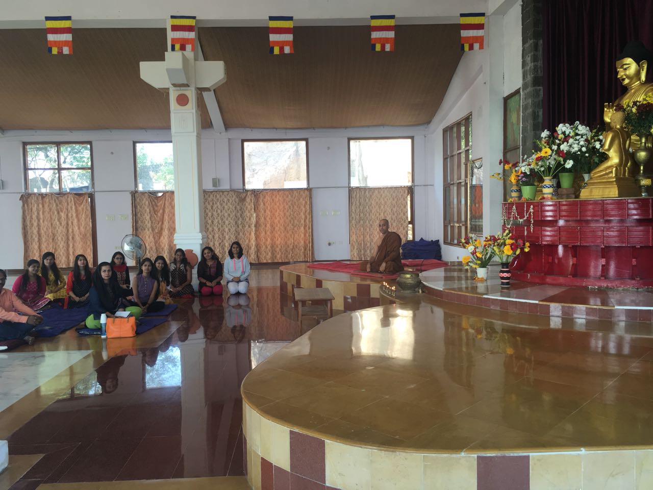 SIBM Visit to Buddha Temple
